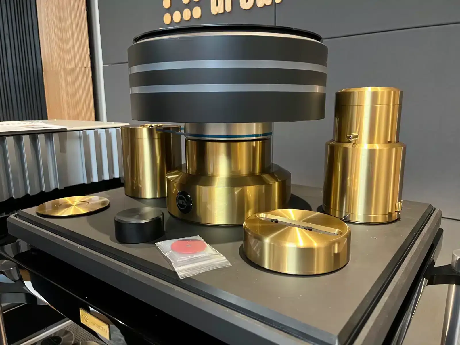 Kuzma DC XL + Safir 9