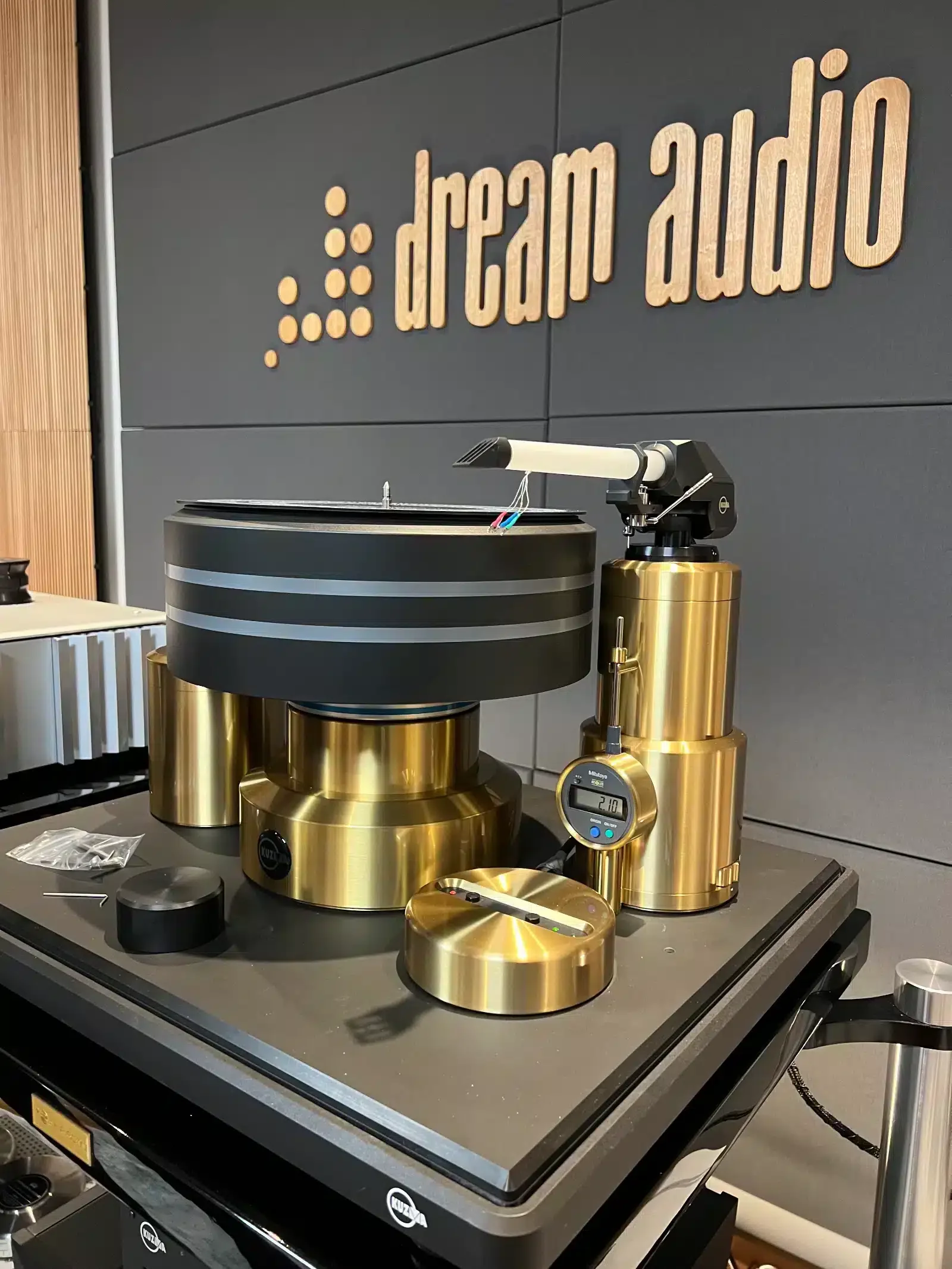 Kuzma DC XL + Safir 9