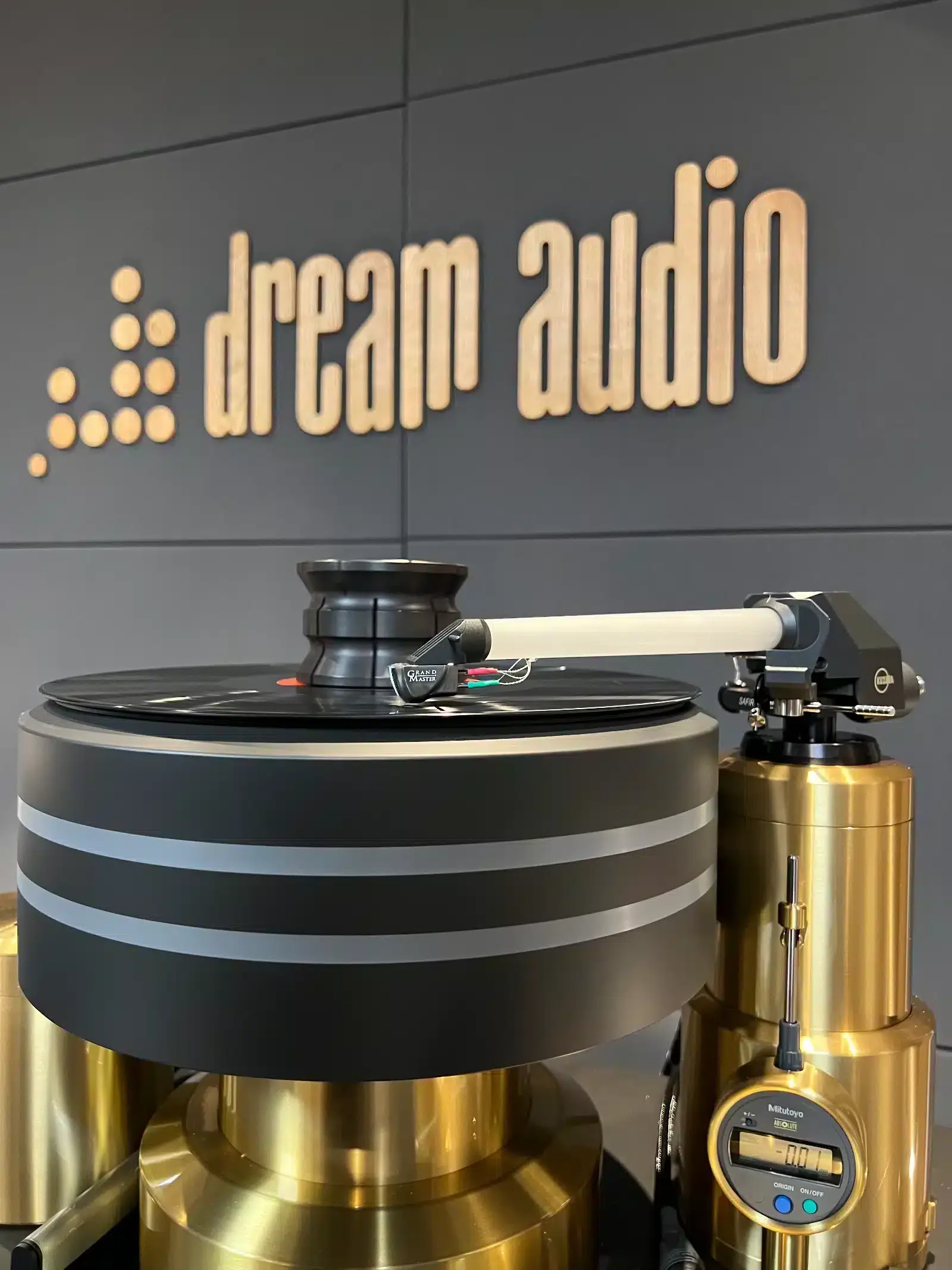 Kuzma DC XL + Safir 9