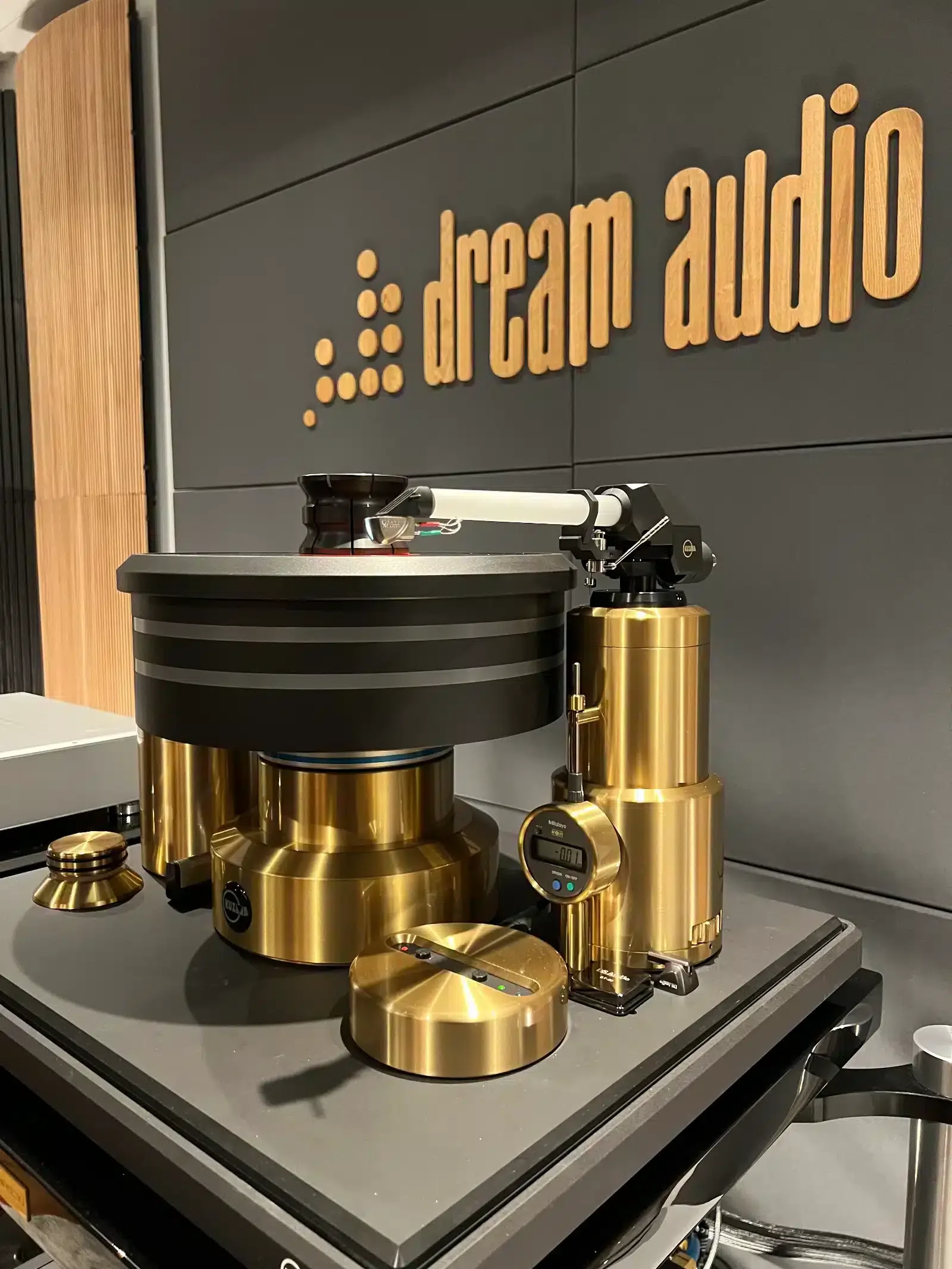Kuzma DC XL + Safir 9