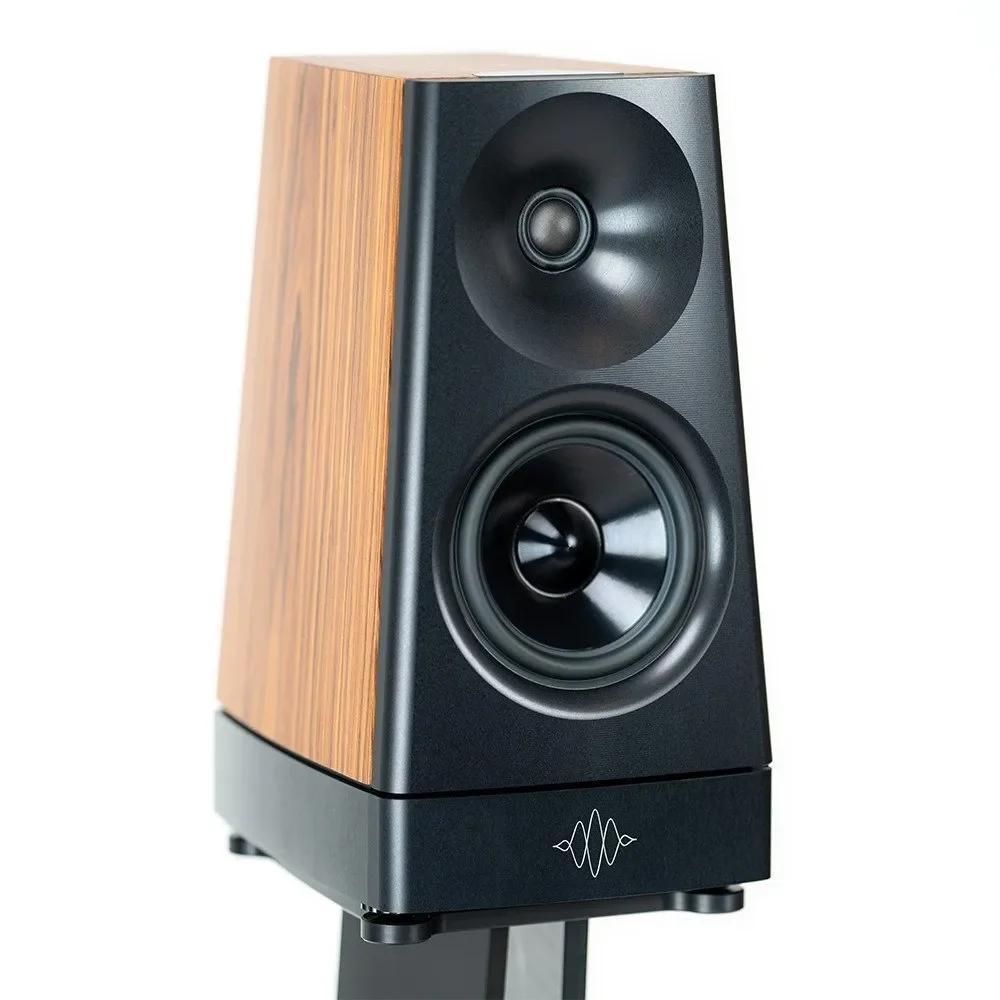 Regallautsprecher YG Acoustics Cairn