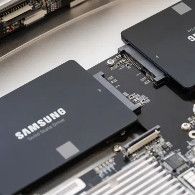 LAN Switch LUMIN Lumin L2 4TB SSD Silver