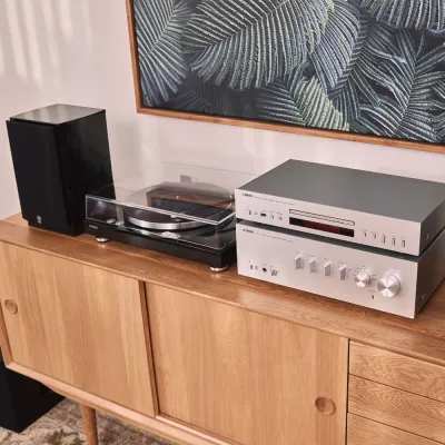 Gramofón Yamaha TT-S303 Black