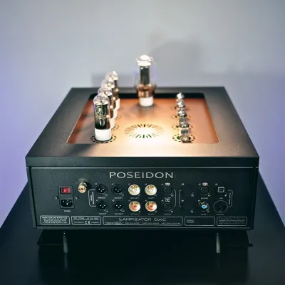 D/A Wandler LampizatOr Poseidon Matt Black Hole