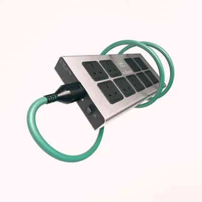 Stromverteiler IsoTek V5 Corvus Silver
