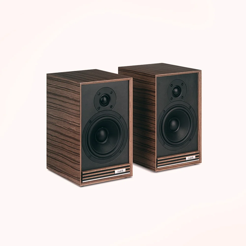 Regallautsprecher Ruark Audio Sabre-R Bookshelf Speakers Fused Walnut venner