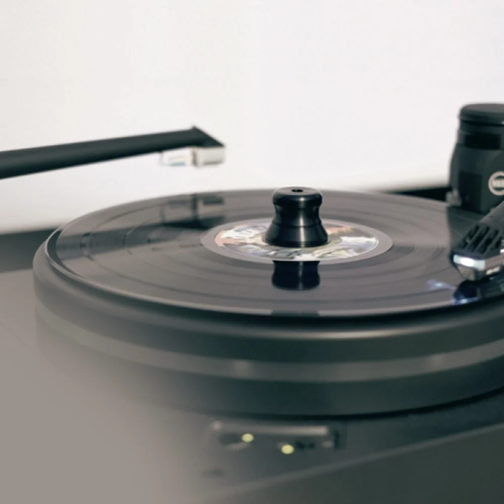 Kuzma Stabi R turntable