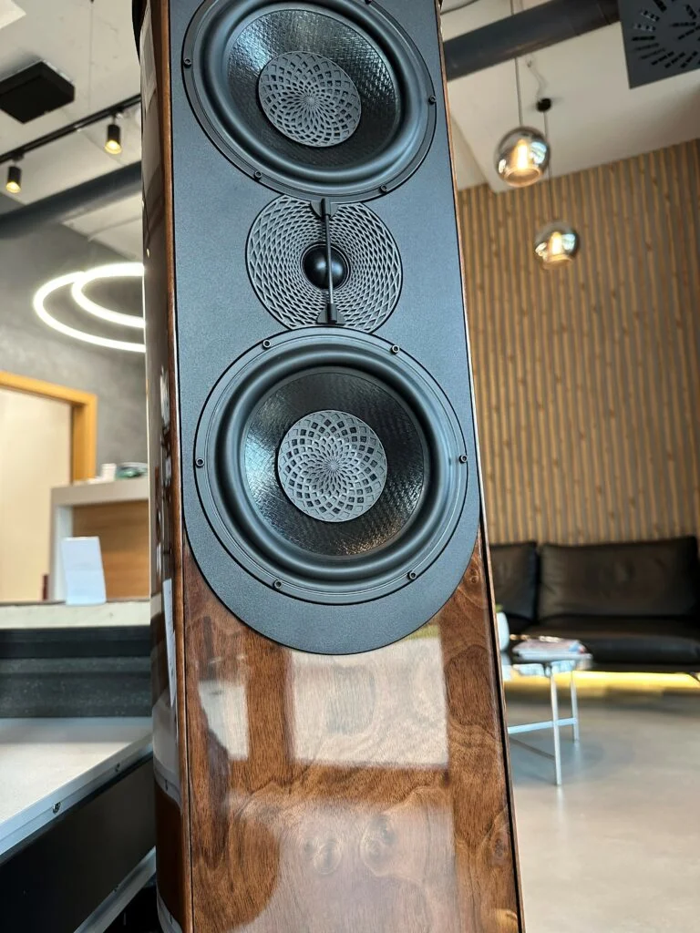 Wilson Benesch A.C.T. 3Zero