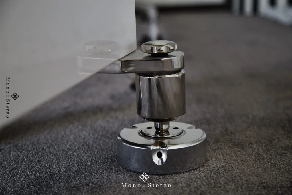 Carbide Audio Diamond Footers Review