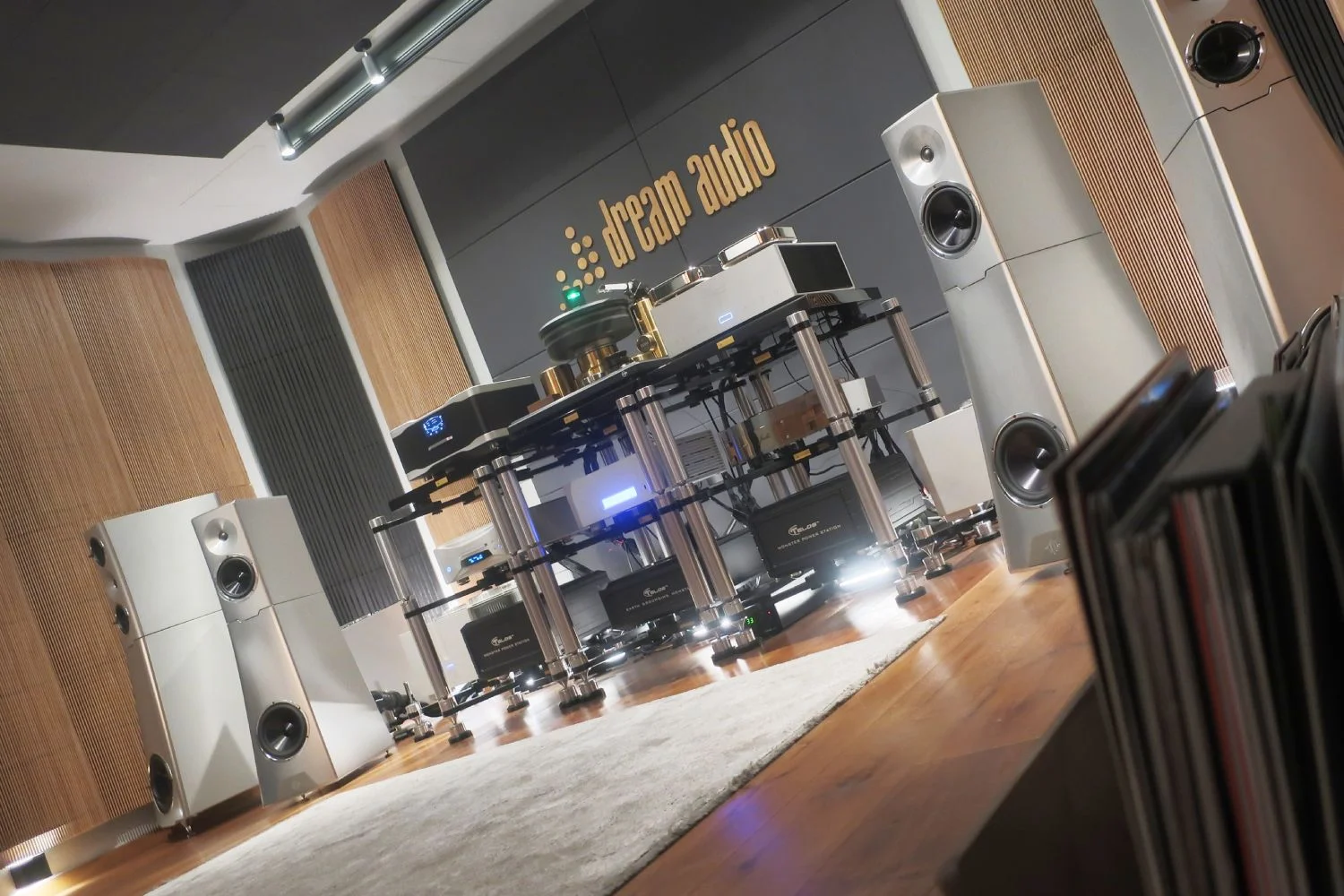 YG Acoustics Vantage 3