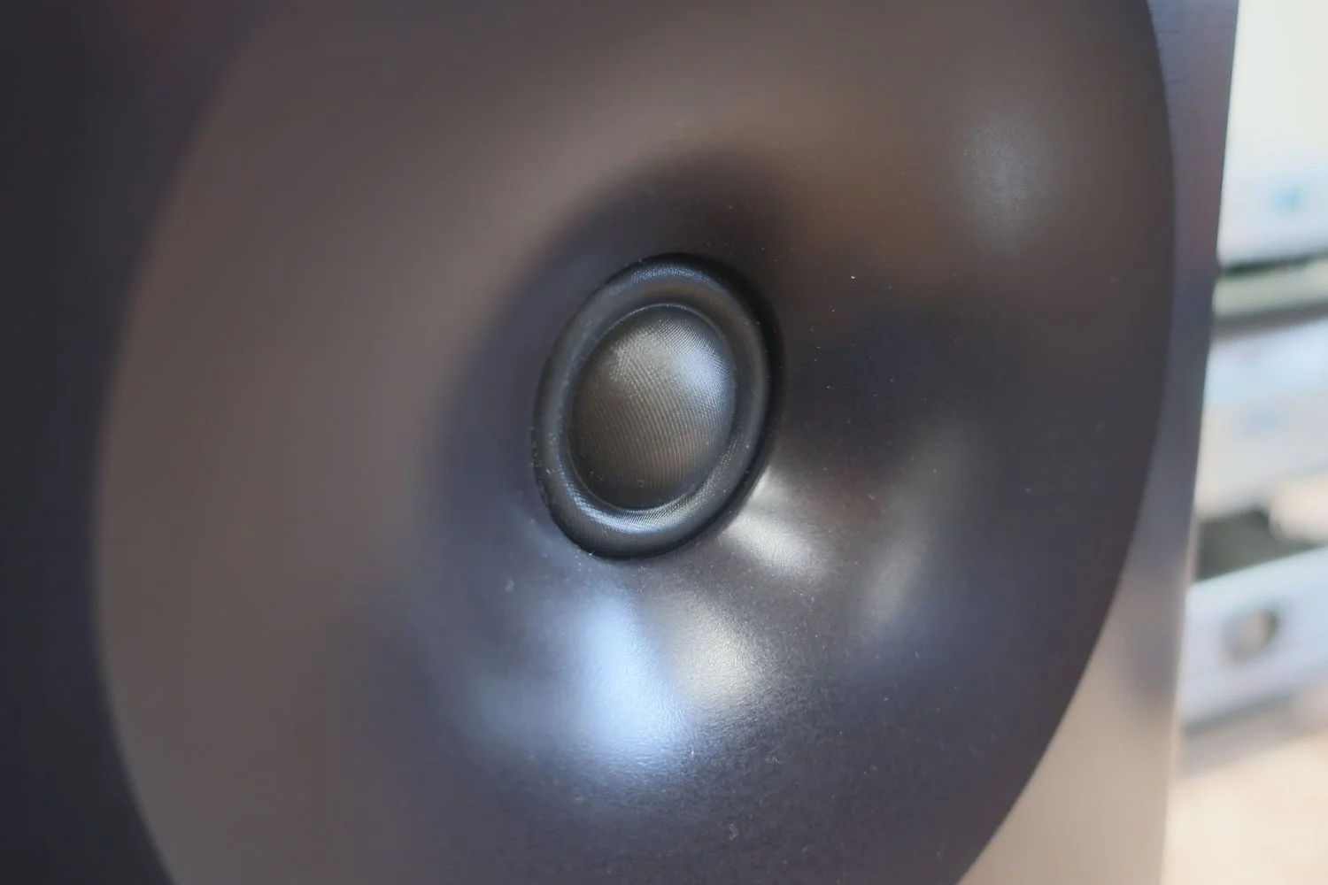 YG Acoustics Tor